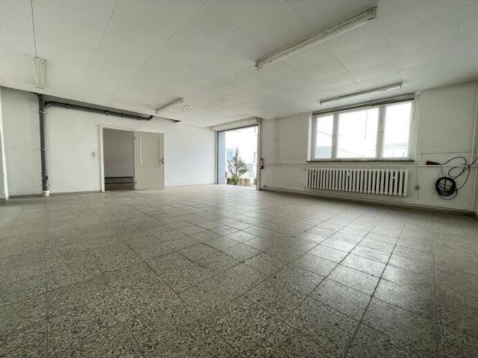 Gewerbeobjekt Niederwiesa - 328&euro; | Angebot:25728456