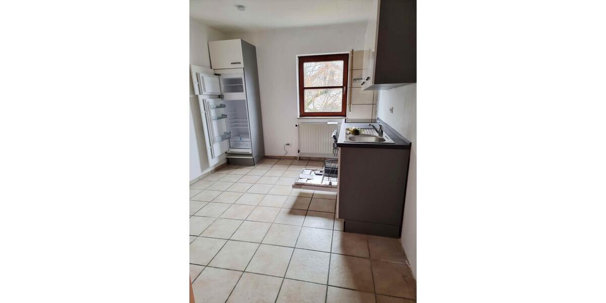 Dachgeschoßwohnung Bickenbach - 3 Zimmer, 90 m&sup2;, 750&euro; | Angebot:24865736