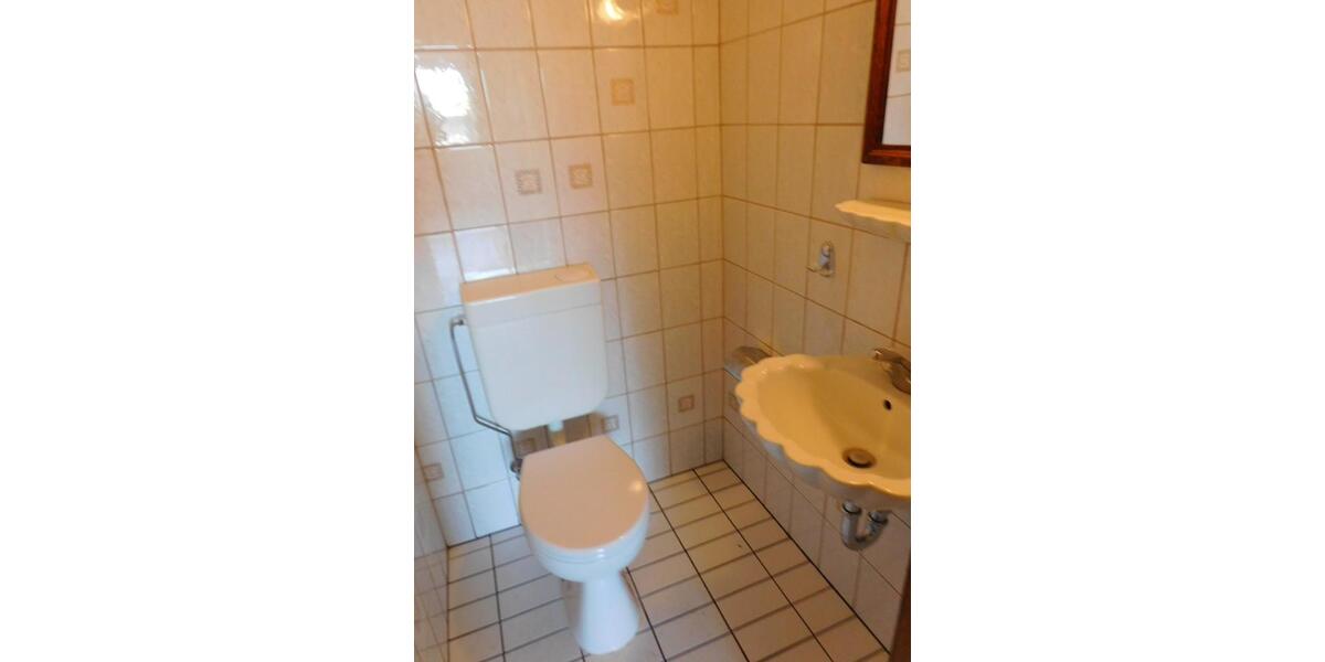 Dachgeschoßwohnung Wagenfeld - 6 Zimmer, 180 m&sup2;, 950&euro; | Angebot:24612960