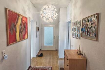 Wohnung Zweibrücken - 3 Zimmer, 83 m&sup2;, 700&euro; | Angebot:26002539