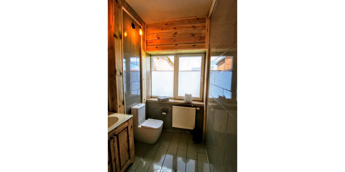 Wohnen auf Zeit Hilter am Teutoburger Wald - 15 Zimmer, 400 m&sup2;, 10&euro; | Angebot:19578706