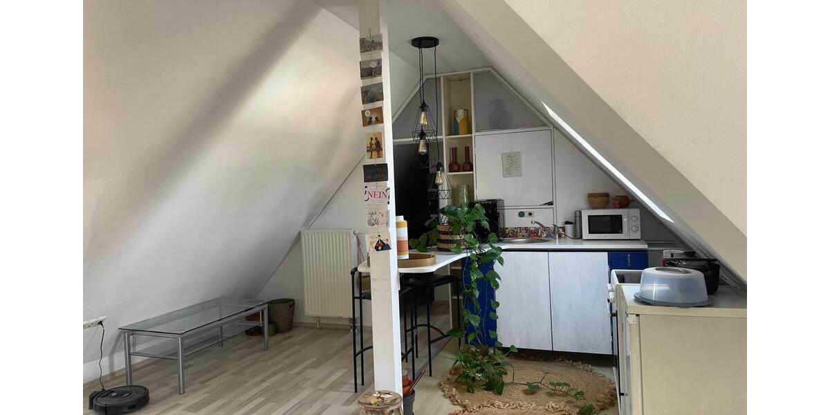 Dachgeschoßwohnung Bad Neustadt an der Saale - 2.5 Zimmer, 70 m&sup2;, 895&euro; | Angebot:26632556