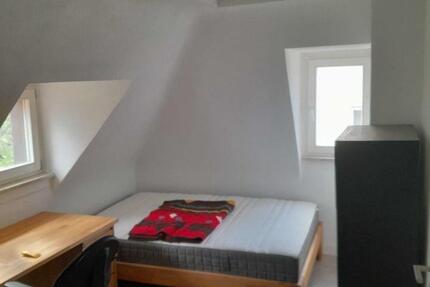 Wohnen auf Zeit Würzburg Sanderau - 8 Zimmer, 18 m&sup2;, 230&euro; | Angebot:25871204