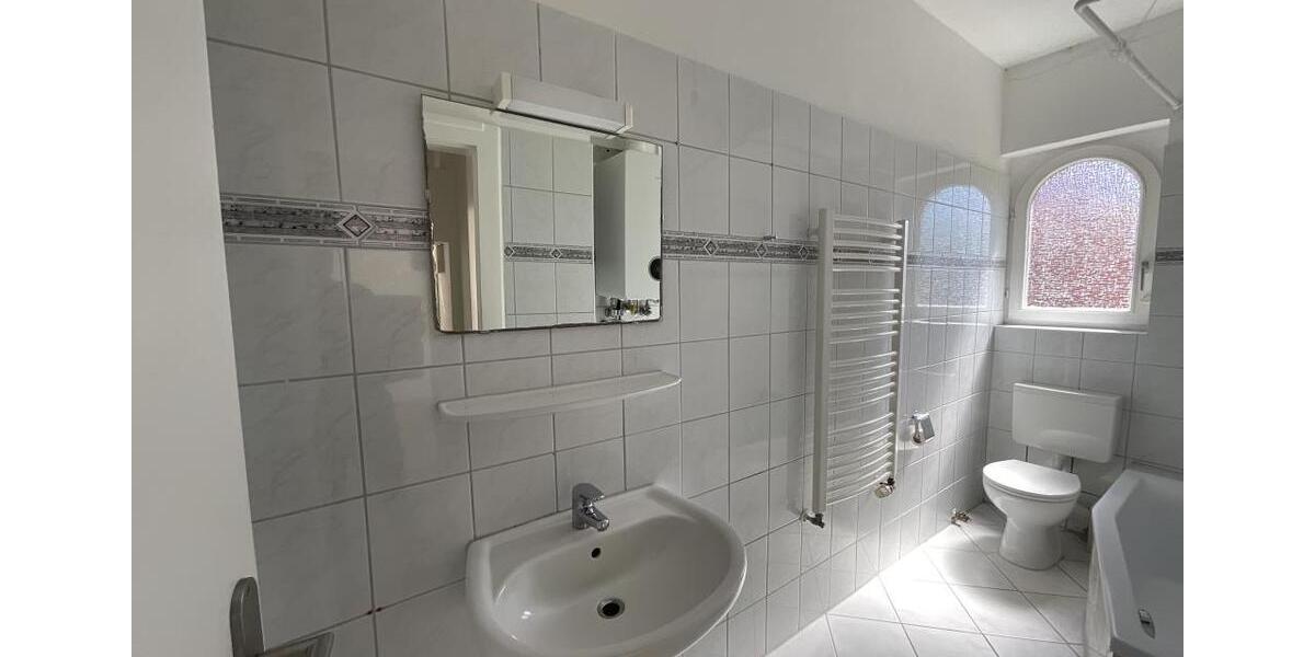 Etagenwohnung Wilhelmshaven Aldenburg - 3 Zimmer, 63 m&sup2;, 439&euro; | Angebot:26385048