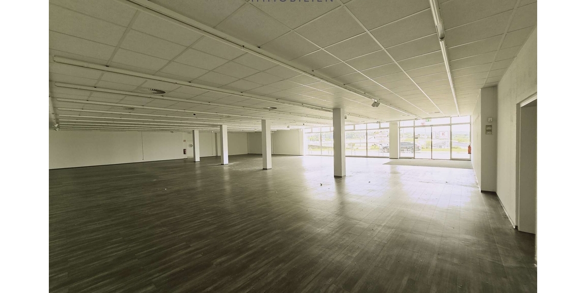 Einzelhandelsfläche Laden Ausstellungsfläche zur Miete - Gewerbeobjekt Schmelz | Angebot:24877559