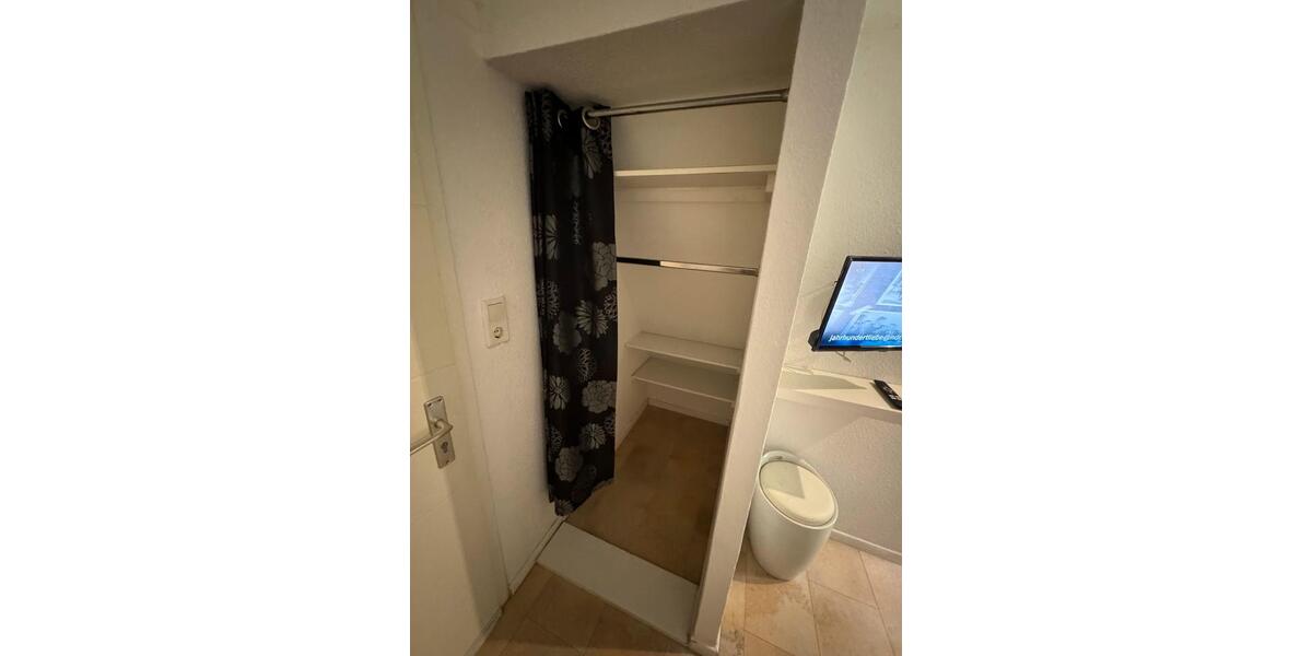Etagenwohnung Lenningen - 1 Zimmer, 12 m&sup2;, 380&euro; | Angebot:26697092