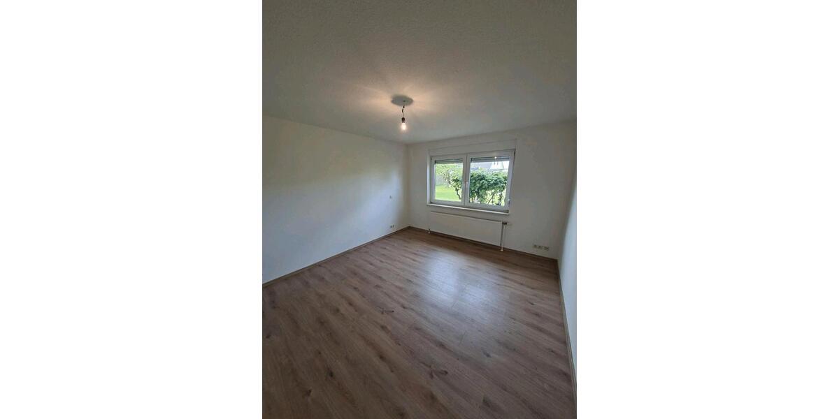 Einfamilienhaus Lunden - 4 Zimmer, 134 m&sup2;, 1.250&euro; | Angebot:26702893