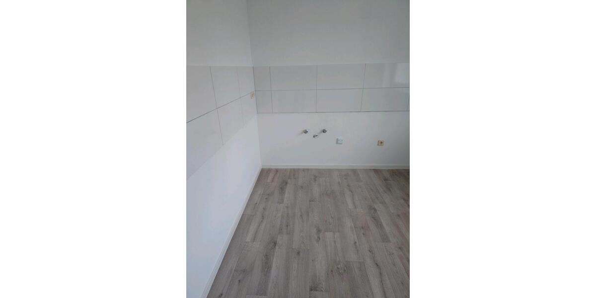Etagenwohnung Köthen (Anhalt) - 3 Zimmer, 68 m&sup2;, 560&euro; | Angebot:26195835