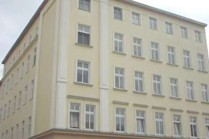 Wohnung zum Mieten in Magdeburg 530 € 86.92 m² 3 zimmer