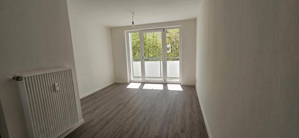 Etagenwohnung Germering - 2 Zimmer, 51 m&sup2;, 930&euro; | Angebot:26604811