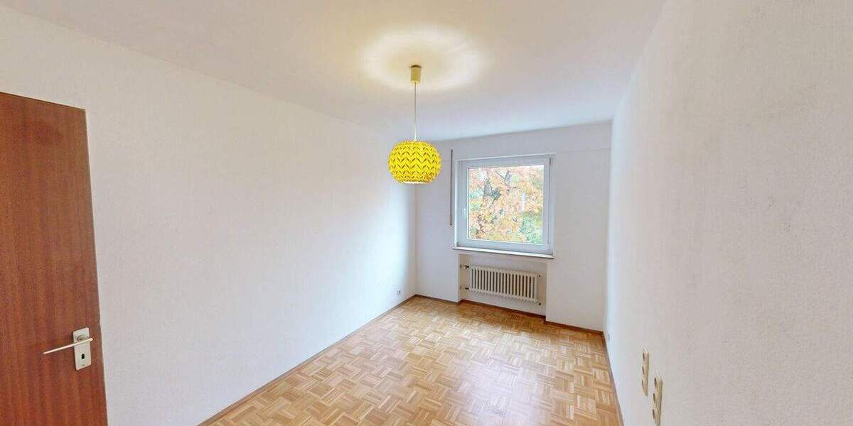 Gepflegte 3-Zimmer-Wohnung mit Parkett + zwei Balkonen in ruhigem 6-Parteien-Haus in Aachen-Zentrum 3 zimmer