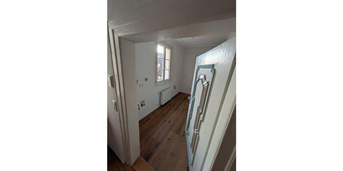 Etagenwohnung Schwäbisch Hall Tullauer Höhe - 3 Zimmer, 125 m&sup2;, 1.100&euro; | Angebot:25801403