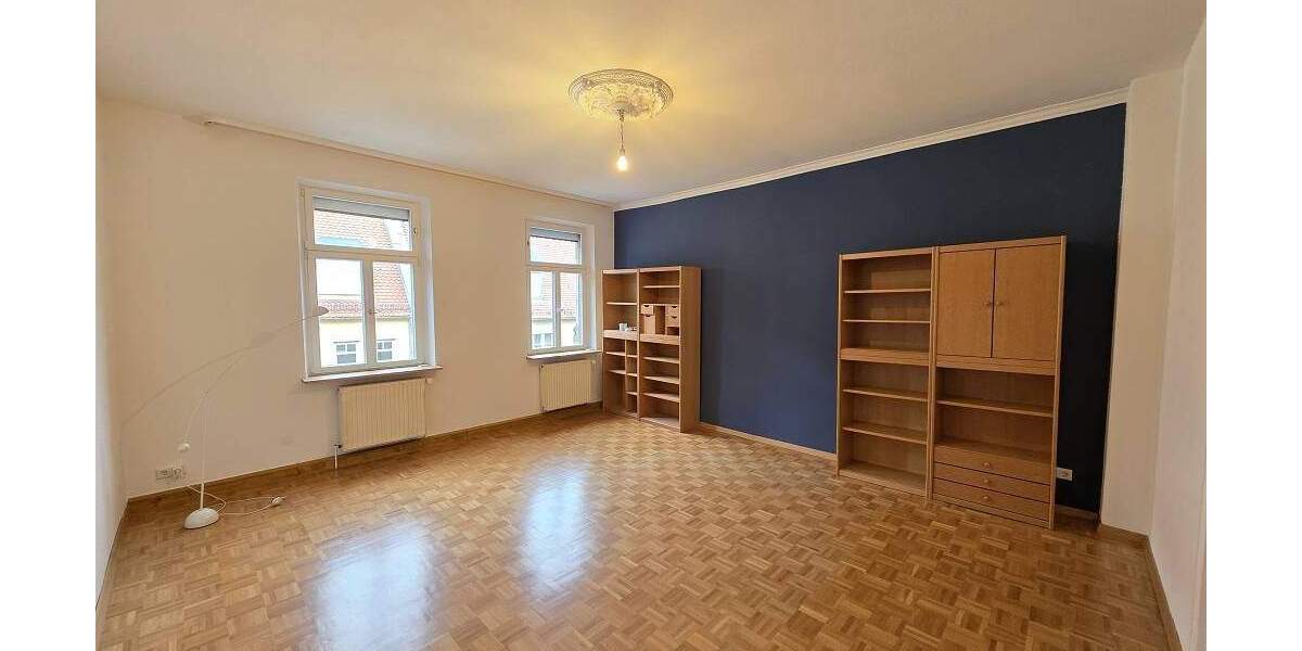 Etagenwohnung Fürth Innenstadt - 2 Zimmer, 64 m&sup2;, 620&euro; | Angebot:25071339