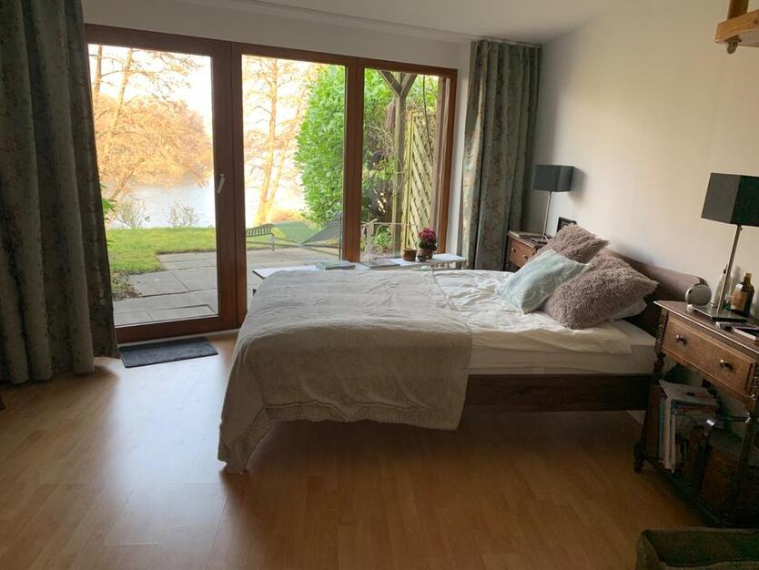 Traumhafte Maisonette mit direktem Seezugang in Plön