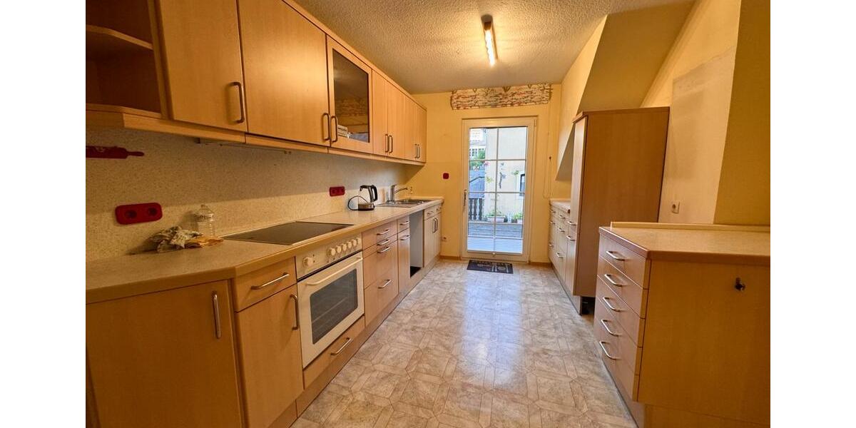 Dachgeschoßwohnung Kirn - 4 Zimmer, 95 m&sup2;, 700&euro; | Angebot:24523268