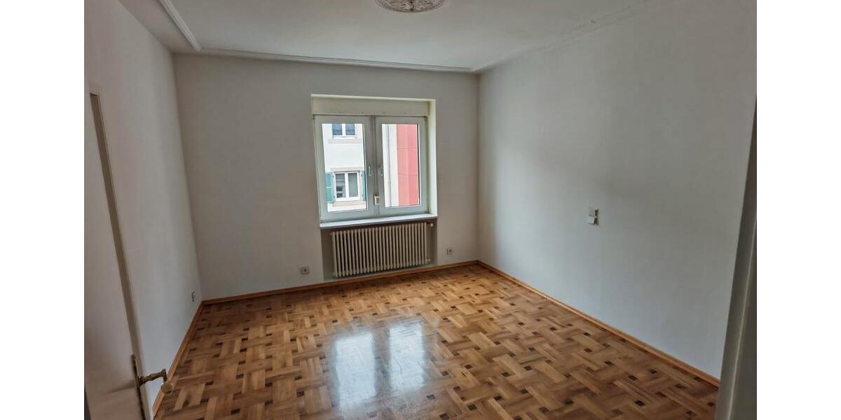 Etagenwohnung Lörrach - 4.5 Zimmer, 105 m&sup2;, 1.350&euro; | Angebot:26565147