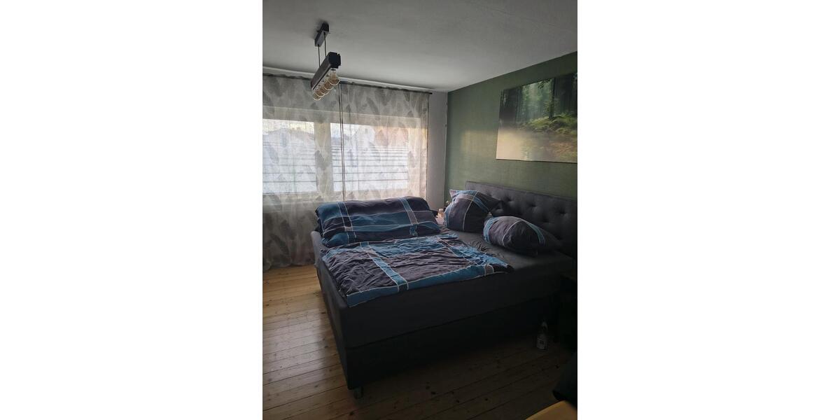 Dachgeschoßwohnung Schlitz - 5 Zimmer, 158 m&sup2;, 650&euro; | Angebot:24372326