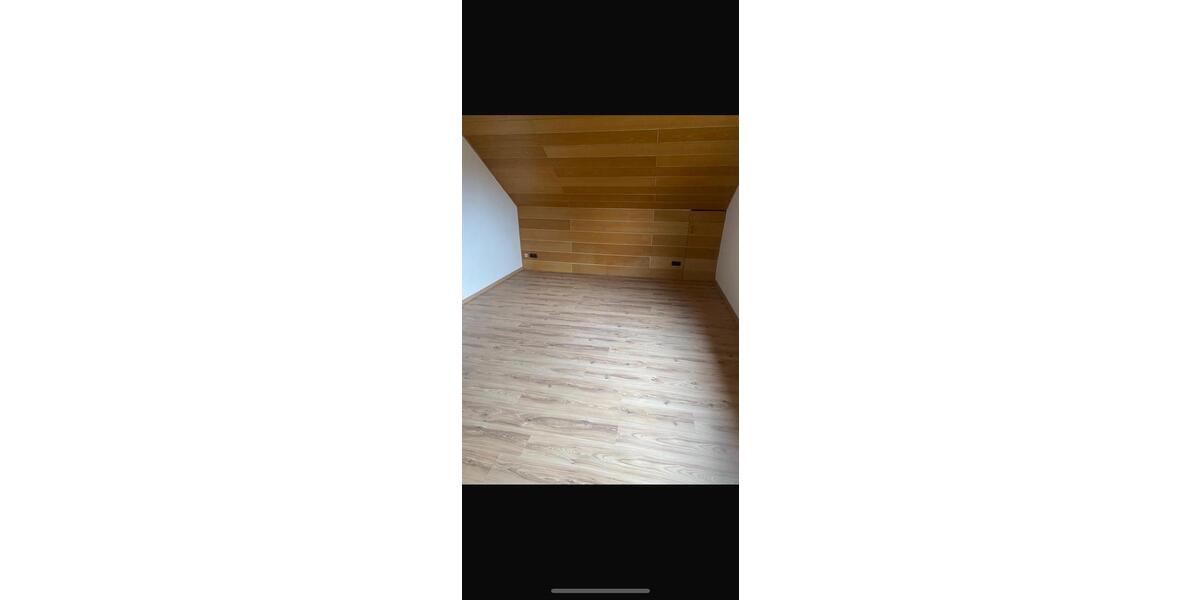 Dachgeschoßwohnung Mörfelden-Walldorf Walldorf - 2 Zimmer, 67 m&sup2;, 850&euro; | Angebot:23874442