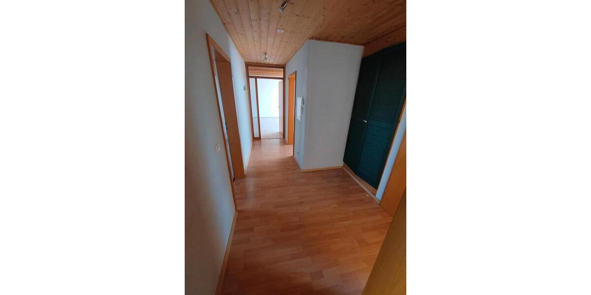 Dachgeschoßwohnung Arnstadt - 3 Zimmer, 97 m&sup2;, 730&euro; | Angebot:26561391