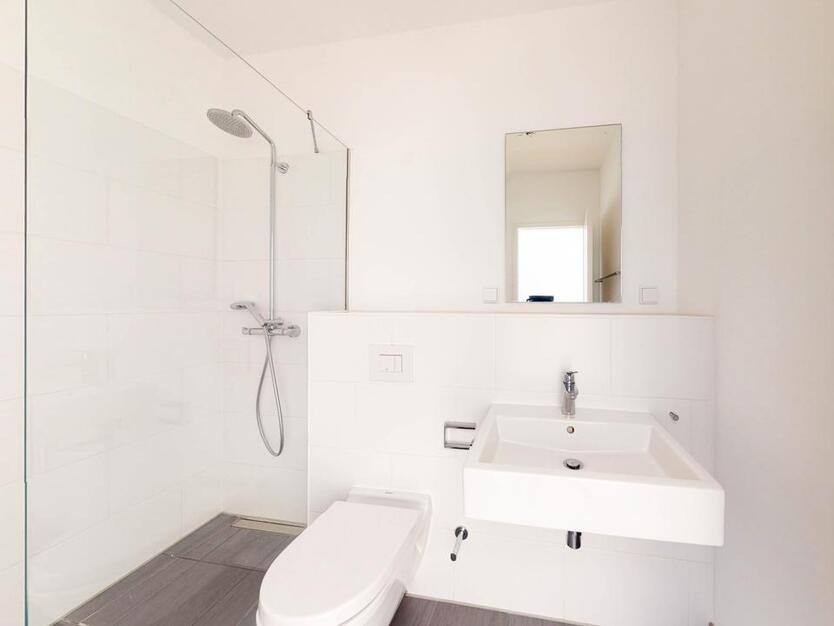 Große 3-Zimmer-Wohnung mit 2 Balkonen zimmer