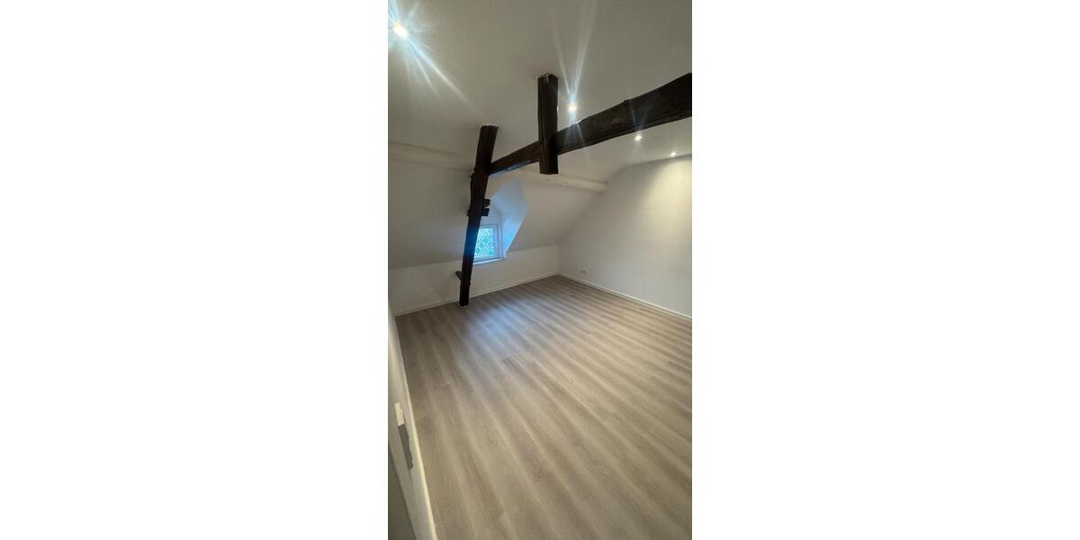 Dachgeschoßwohnung Bernkastel-Kues Kues - 4 Zimmer, 120 m&sup2;, 850&euro; | Angebot:24795438