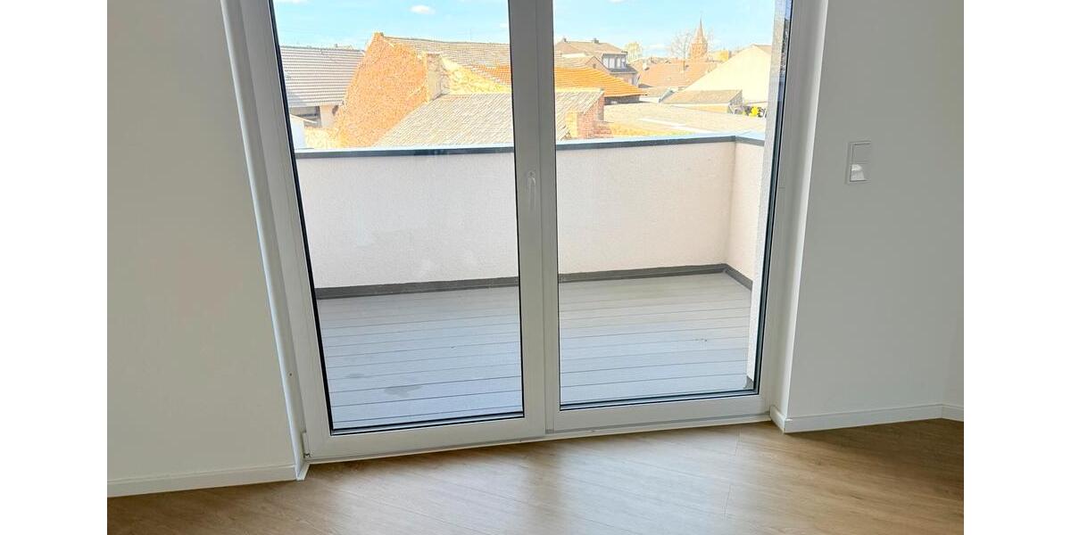 Dachgeschoßwohnung Jülich - 4 Zimmer, 100 m&sup2;, 1.350&euro; | Angebot:26300561