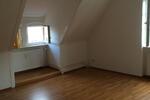 Dachgeschoßwohnung Gotha - 2 Zimmer, 72 m&sup2;, 400&euro; | Angebot:25543325