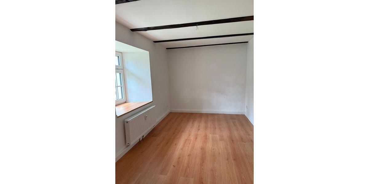 Etagenwohnung Oberschöna - 3 Zimmer, 60 m&sup2;, 400&euro; | Angebot:26488777