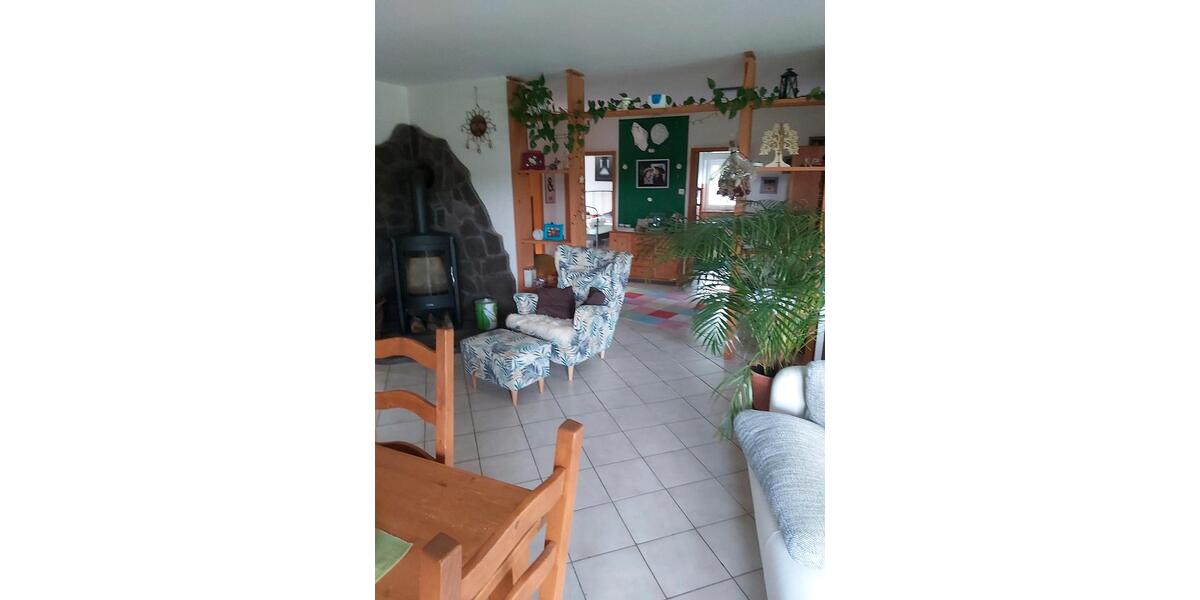 Etagenwohnung Gudensberg - 4 Zimmer, 125 m&sup2;, 990&euro; | Angebot:24846680