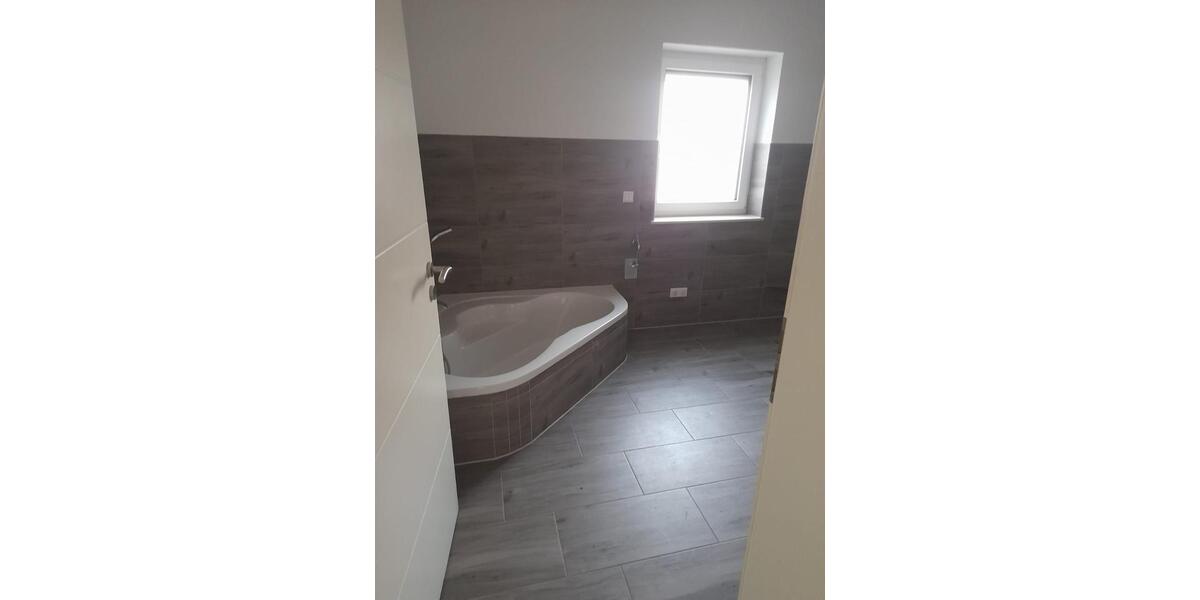 Doppelhaushälfte Aßlar - 4 Zimmer, 115 m&sup2;, 1.400&euro; | Angebot:26505060
