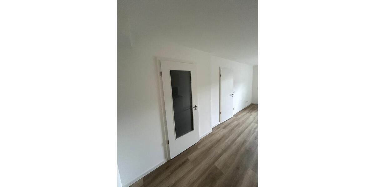 Helle, moderne 2-Raum-Wohnung - barrierearm & altersgerecht 2 zimmer