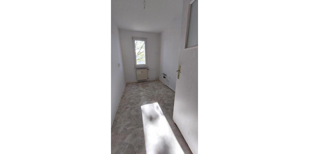 Etagenwohnung Weißwasser (Oberlausitz) - 3 Zimmer, 56 m&sup2;, 350&euro; | Angebot:26543958