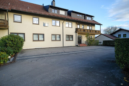 Moderne Praxis- oder Büroflächen in ruhiger und guter Lage 4 zimmer