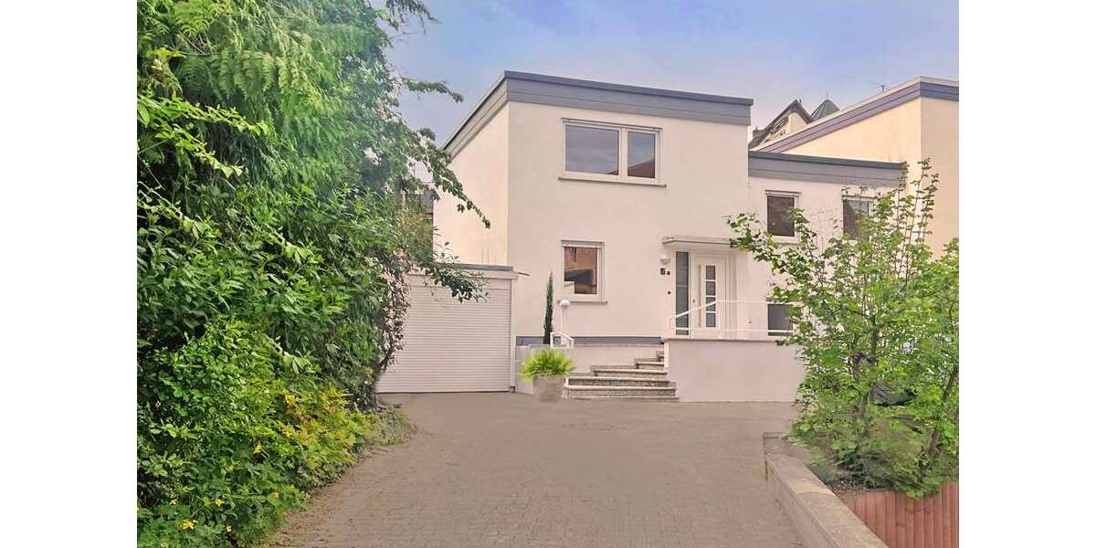 Einfamilienhaus Frankfurt Innenstadt 3 - 7 Zimmer, 185 m&sup2;, 2.900&euro; | Angebot:26760123