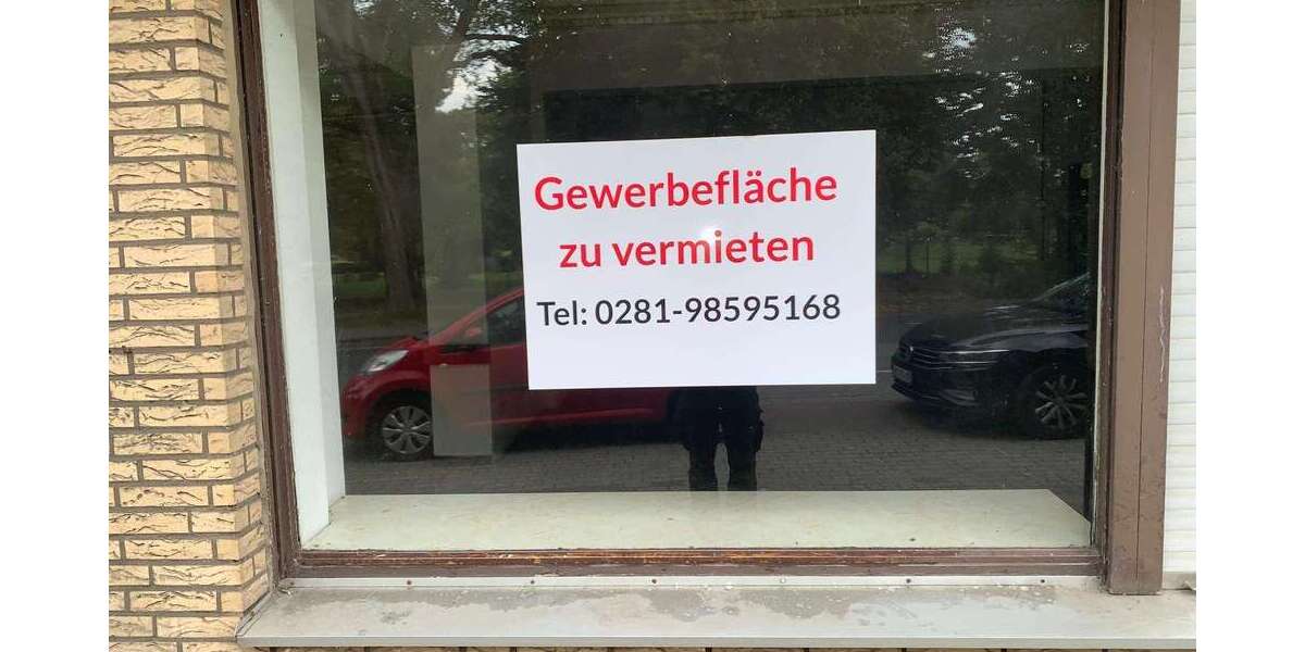 Einzelhandel in Duisburg 2.400 € 150 m² zimmer