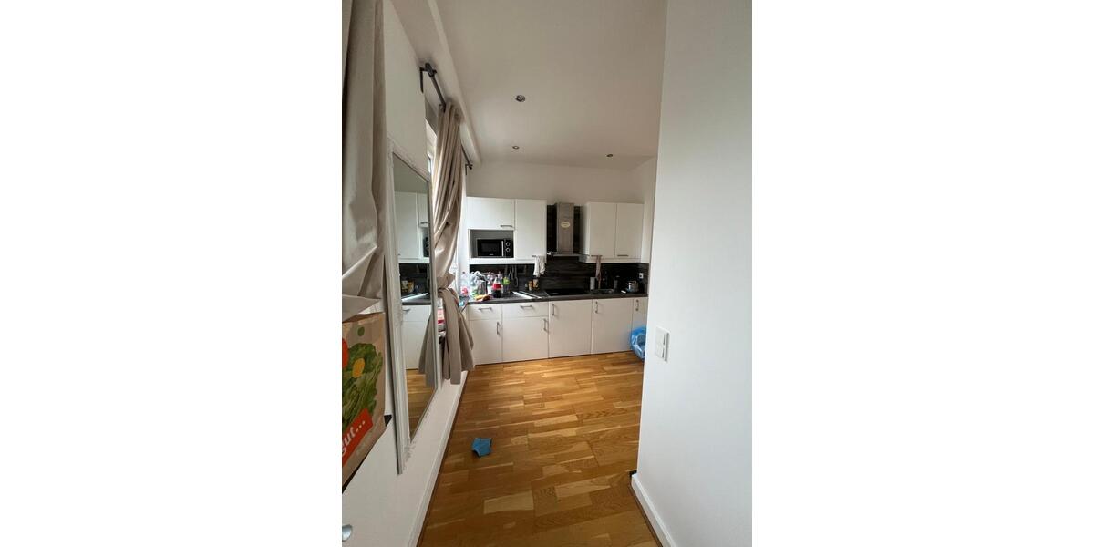 Möblierte 33 m² Wohnung mit Balkon & Aufzug – (nähe Frankfurt) 1 zimmer