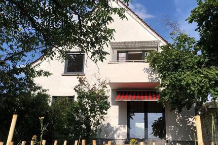 Haus Ingelheim am Rhein - 6.5 Zimmer, 140 m&sup2;, 2.300&euro; | Angebot:25282919