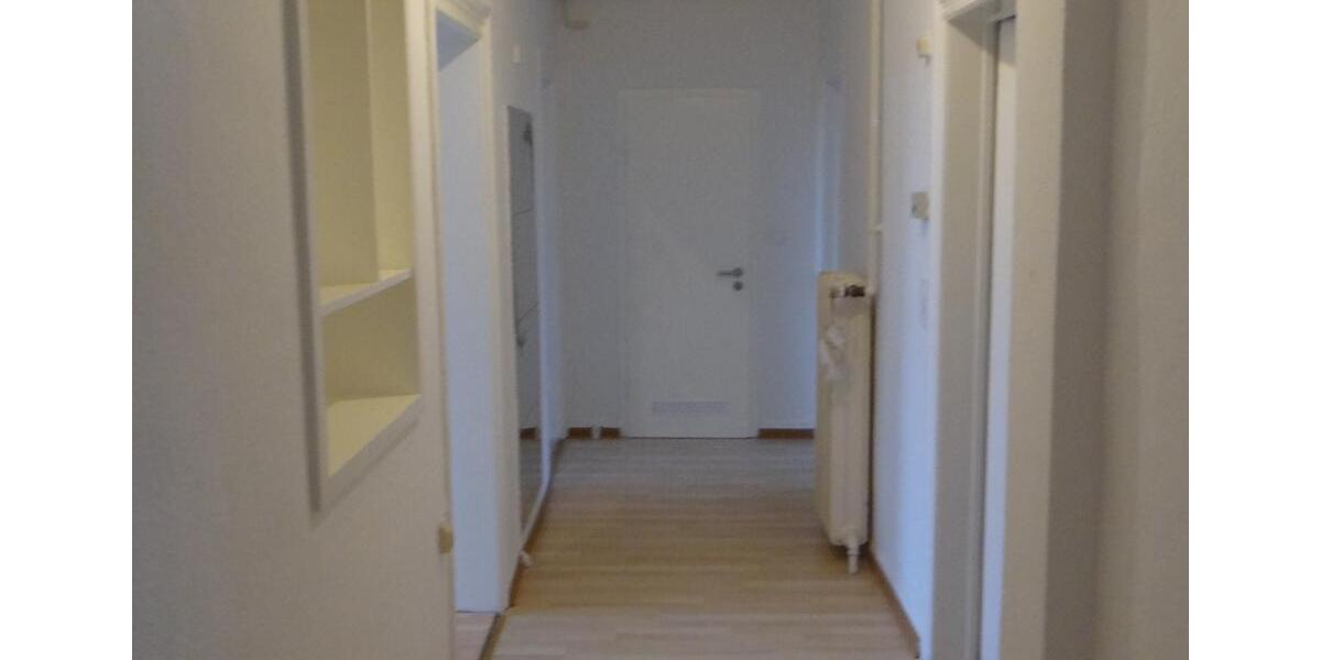 Etagenwohnung Eschwege - 4 Zimmer, 91 m&sup2;, 660&euro; | Angebot:24661861