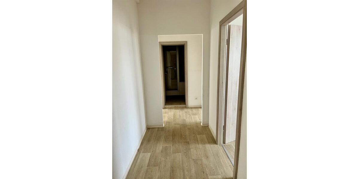 Etagenwohnung Oelsnitz (Vogtland) - 4 Zimmer, 96 m&sup2;, 530&euro; | Angebot:23863355