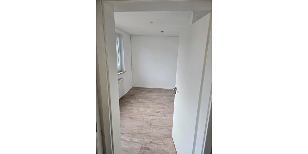 Reihenhaus Kyritz - 3 Zimmer, 81 m&sup2;, 670&euro; | Angebot:24865476