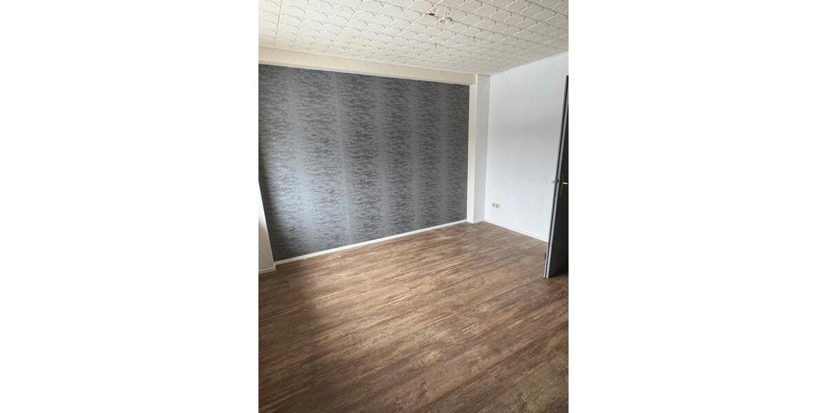 Erdgeschoßwohnung Bad Camberg - 4 Zimmer, 80 m&sup2;, 900&euro; | Angebot:26512793