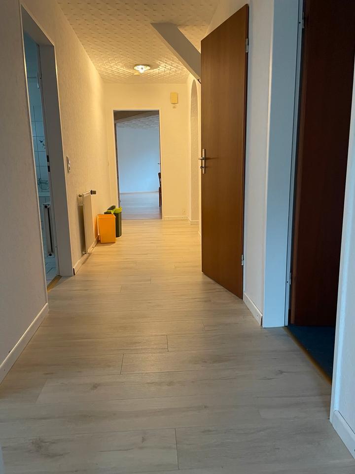 4 Zimmer Wohnung zu vermieten zimmer