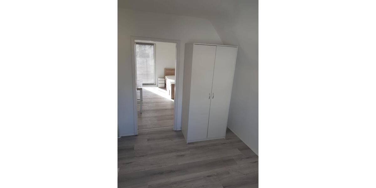 Wohnen auf Zeit Eggenstein-Leopoldshafen Leopoldshafen - 1 Zimmer, 80 m&sup2;, 630&euro; | Angebot:26395622