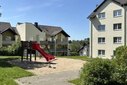 Wohnung Lauter-Bernsbach Bernsbach - 3 Zimmer, 81 m&sup2;, 550&euro; | Angebot:26741466