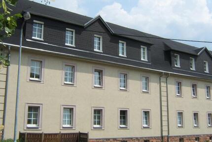 Schöne attraktive 2- Raumwohnung mit Einbauküche zimmer