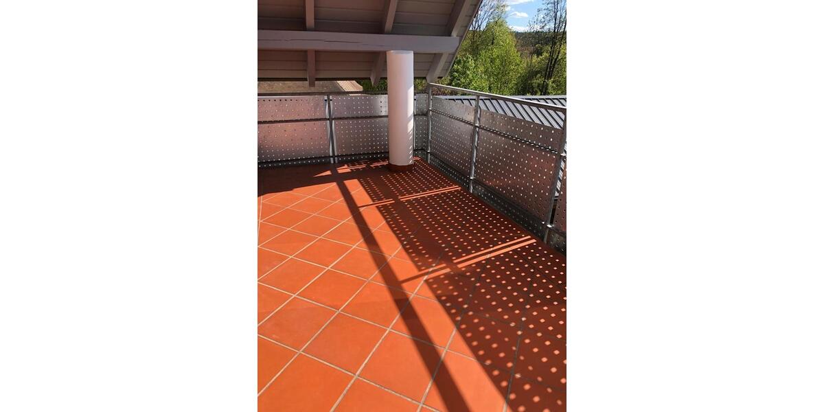 Dachgeschoßwohnung Stegaurach - 2 Zimmer, 64 m&sup2;, 630&euro; | Angebot:24893492