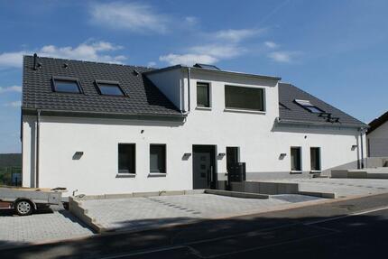 Wohnung Obernburg am Main - 3 Zimmer, 81 m&sup2;, 1.200&euro; | Angebot:23765056