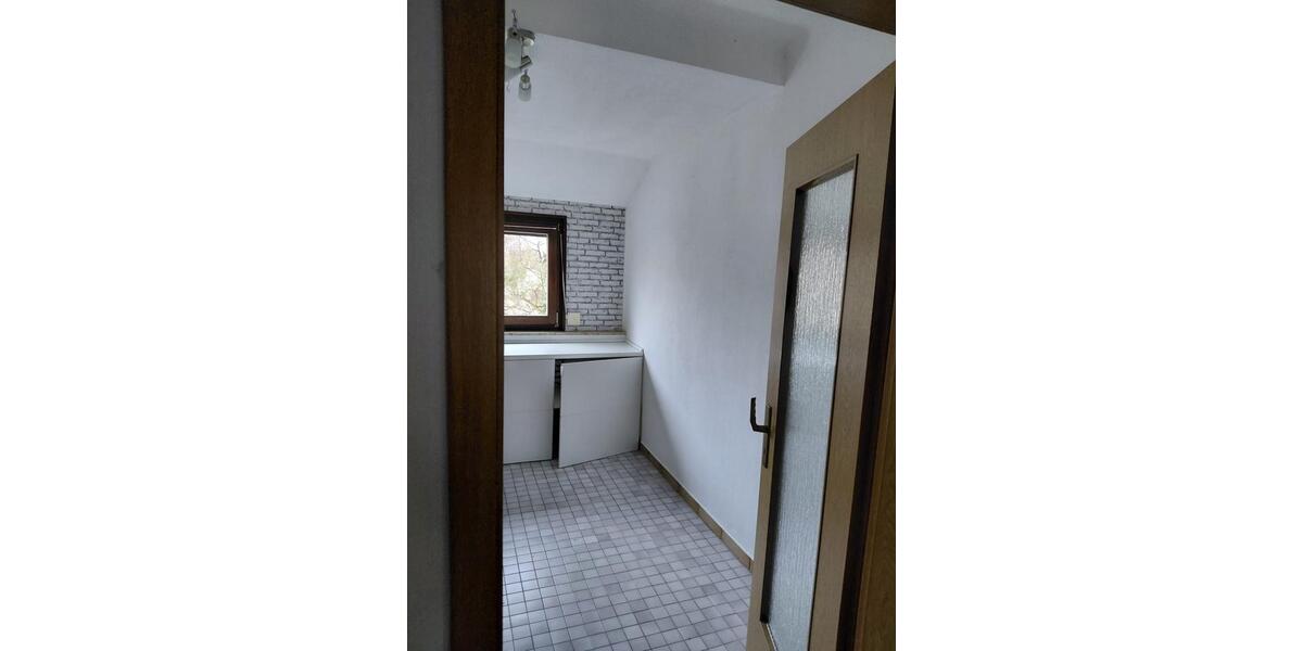 Dachgeschoßwohnung Dillingen (Saar) - 1 Zimmer, 100 m&sup2;, 1.050&euro; | Angebot:24796290