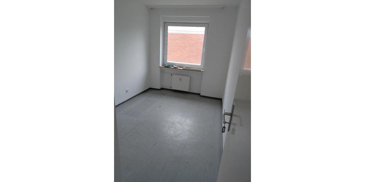 Etagenwohnung Bremervörde - 4 Zimmer, 87 m&sup2;, 885&euro; | Angebot:26031897