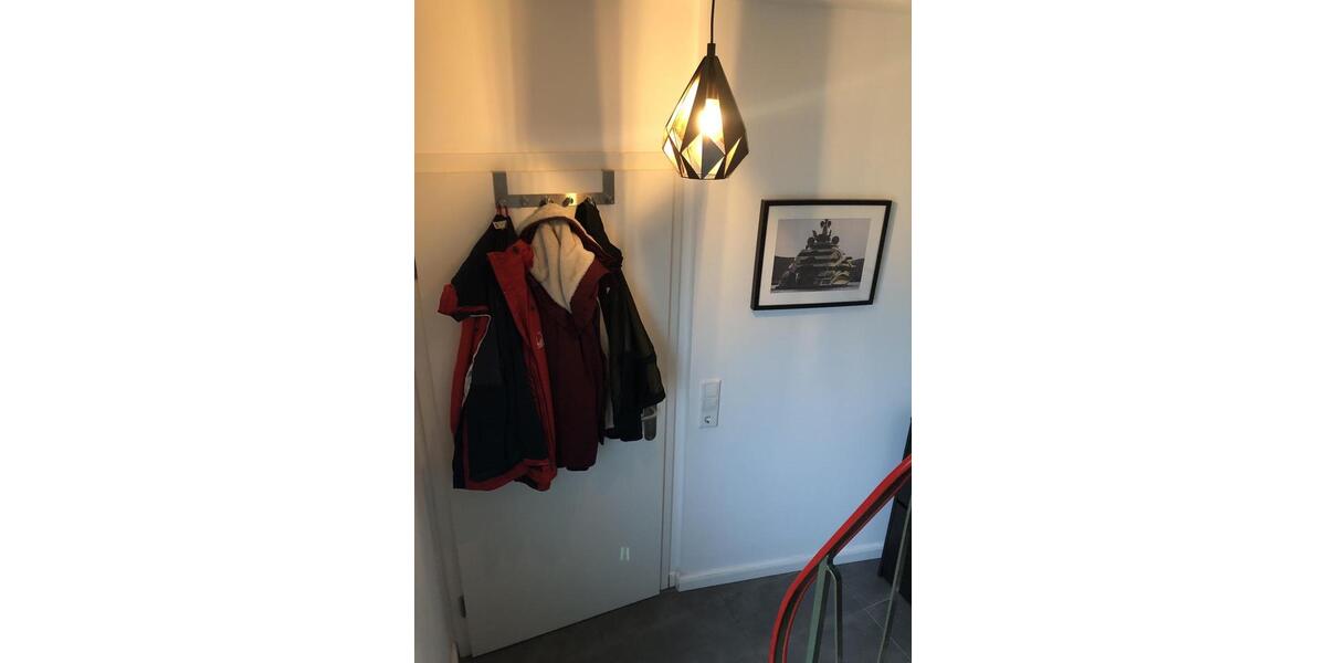 Dachgeschoßwohnung Oldendorf - 3 Zimmer, 90 m&sup2;, 810&euro; | Angebot:25944740